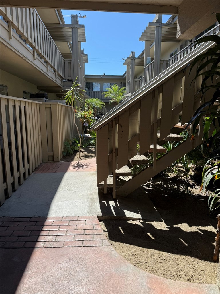 3365 SANTA FE Avenue 21