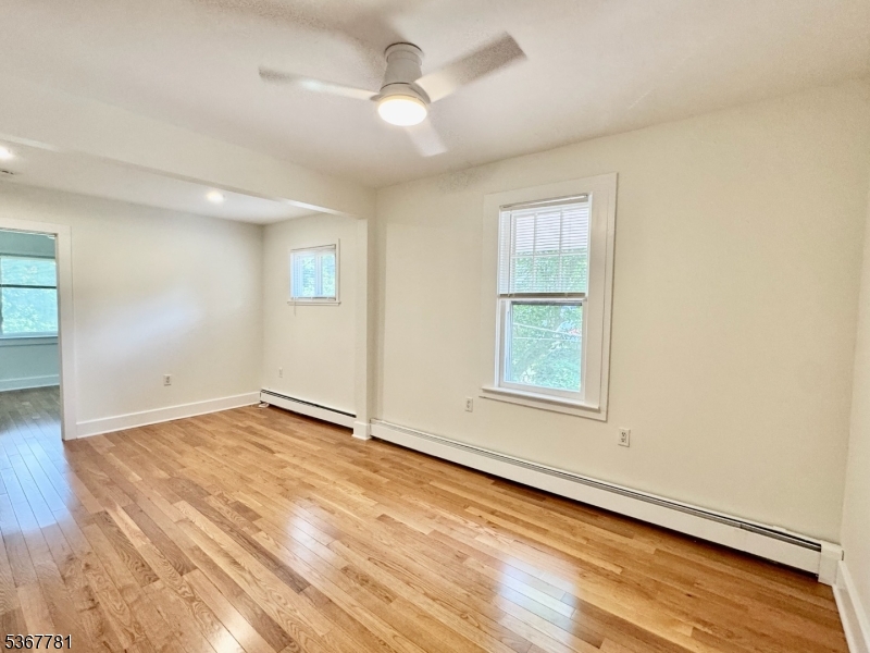 140 Montclair Ave