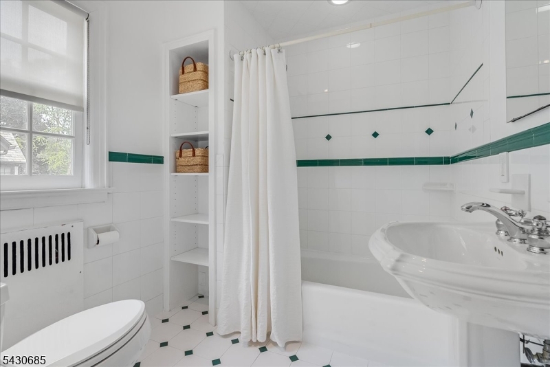 31 The Fairway