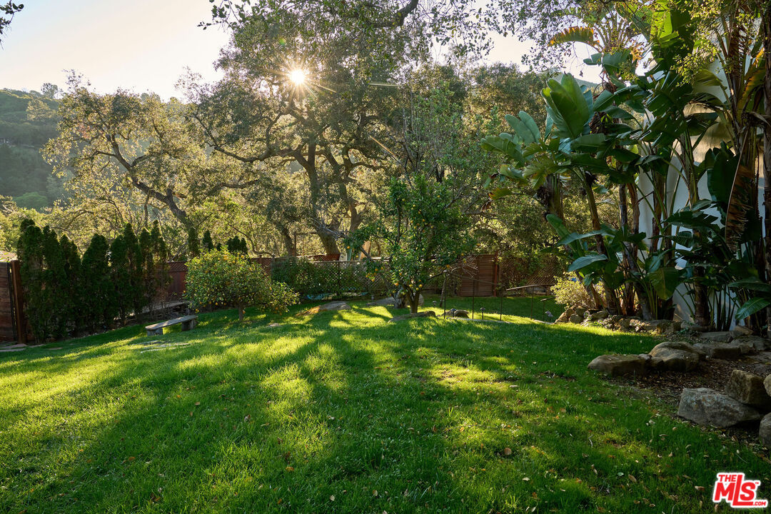 22068 Topanga School Rd