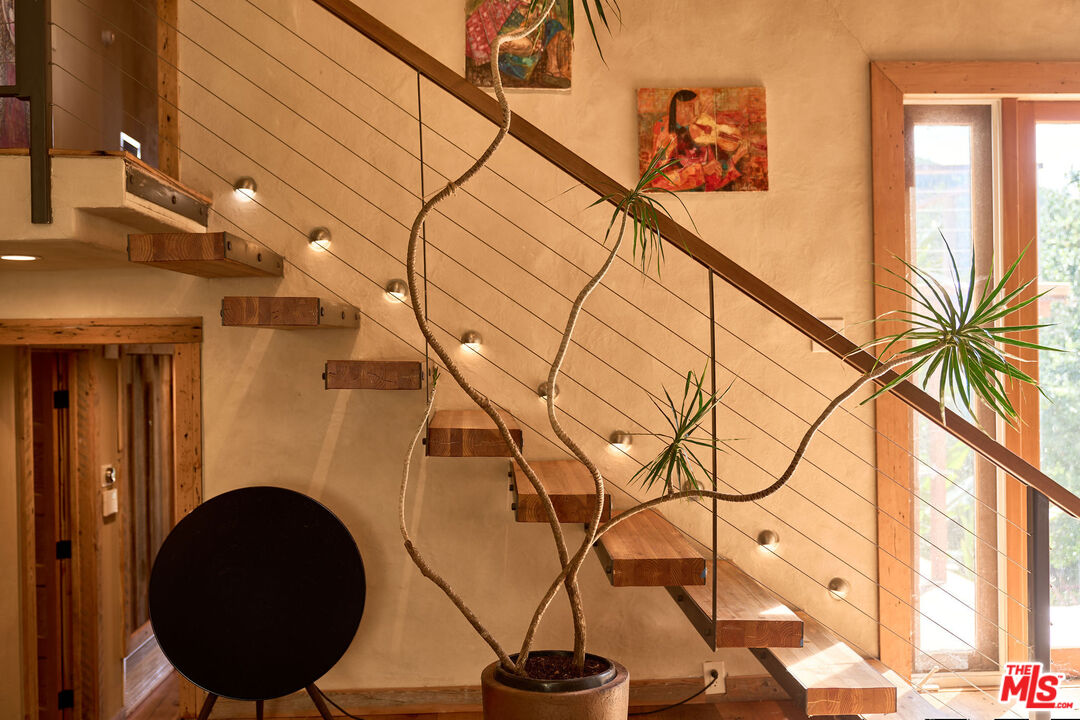 22068 Topanga School Rd