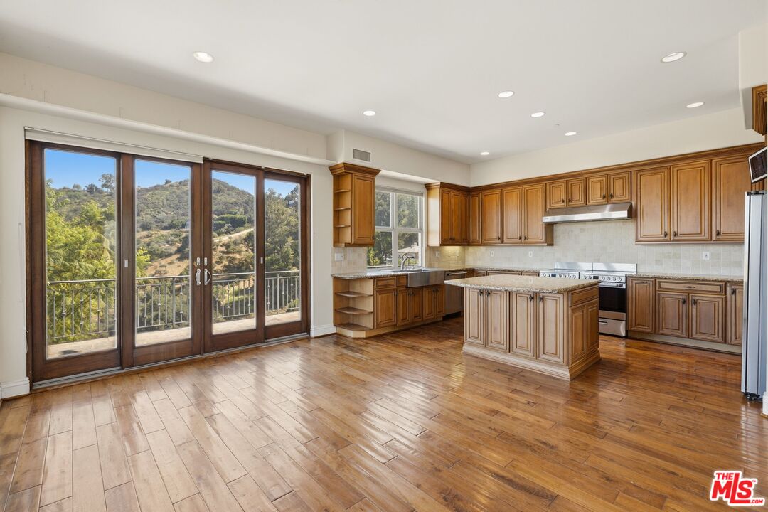 20640 Medley Ln