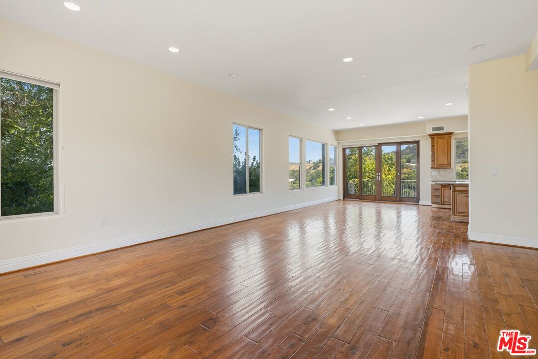 20640 Medley Ln