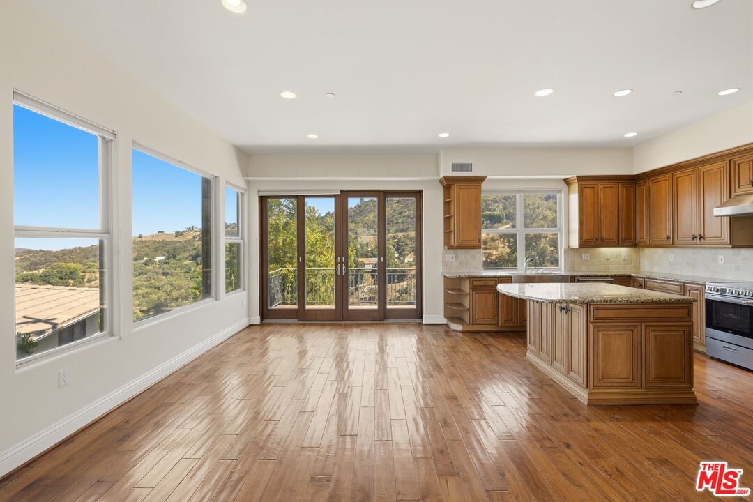 20640 Medley Ln