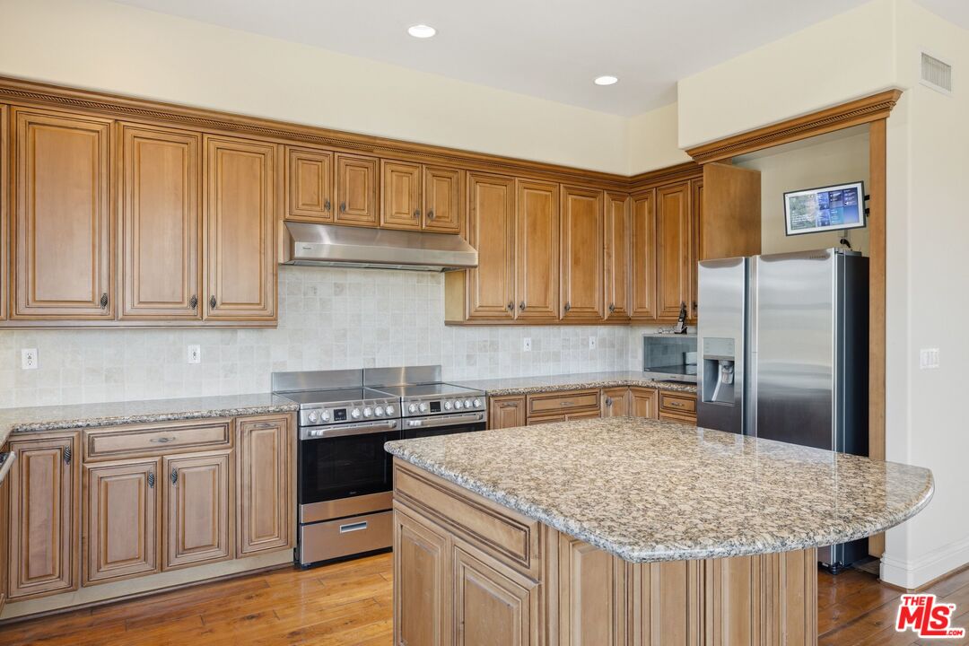 20640 Medley Ln