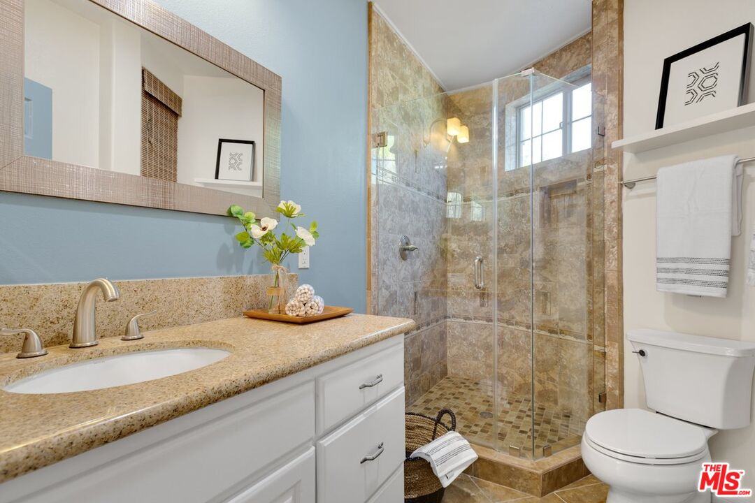 2529 TOPANGA SKYLINE DR