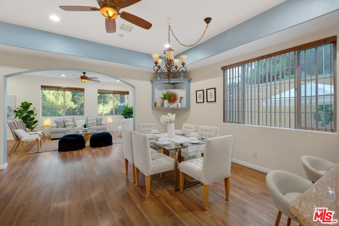 2529 TOPANGA SKYLINE DR