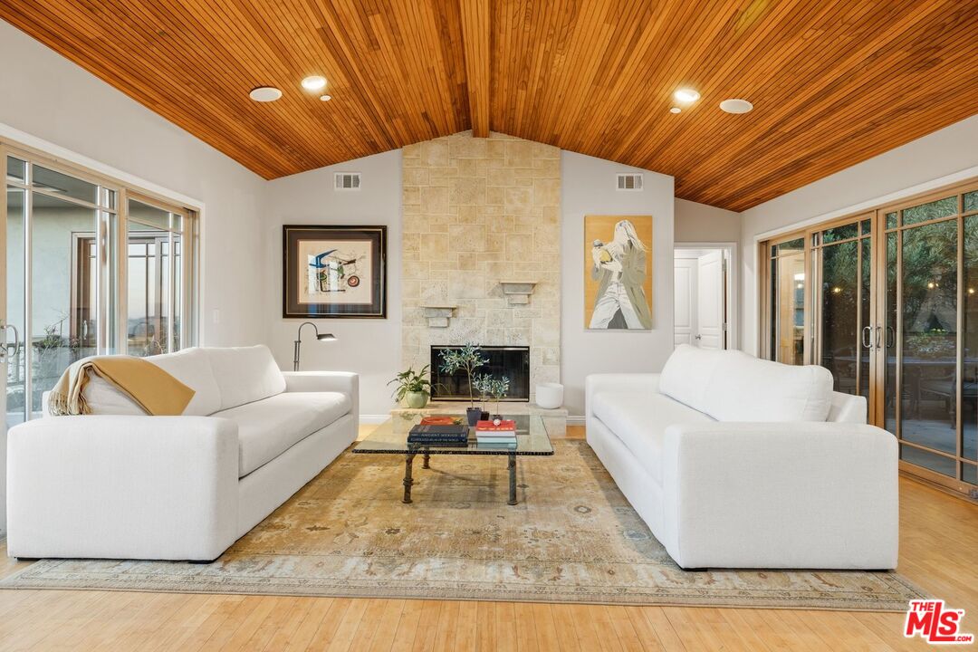 20634 Medley Ln