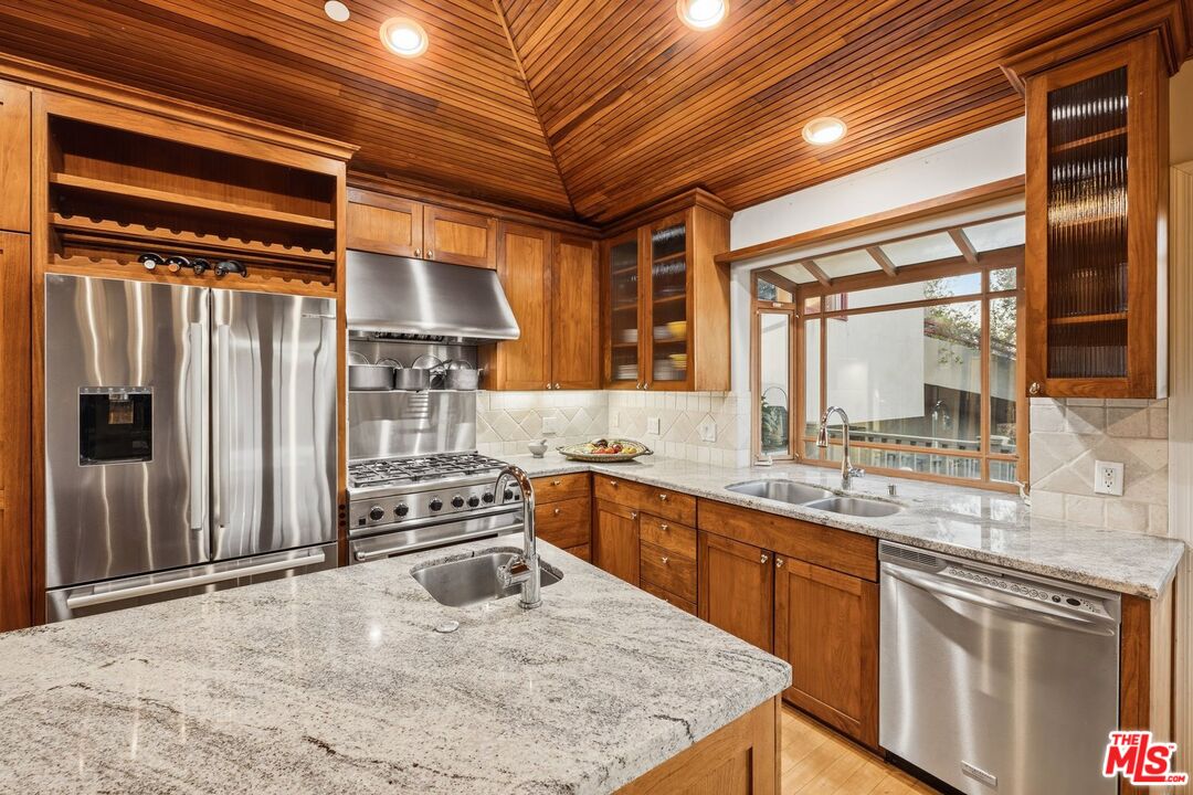 20634 Medley Ln