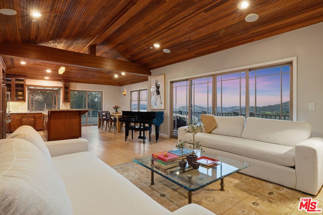 20634 Medley Ln