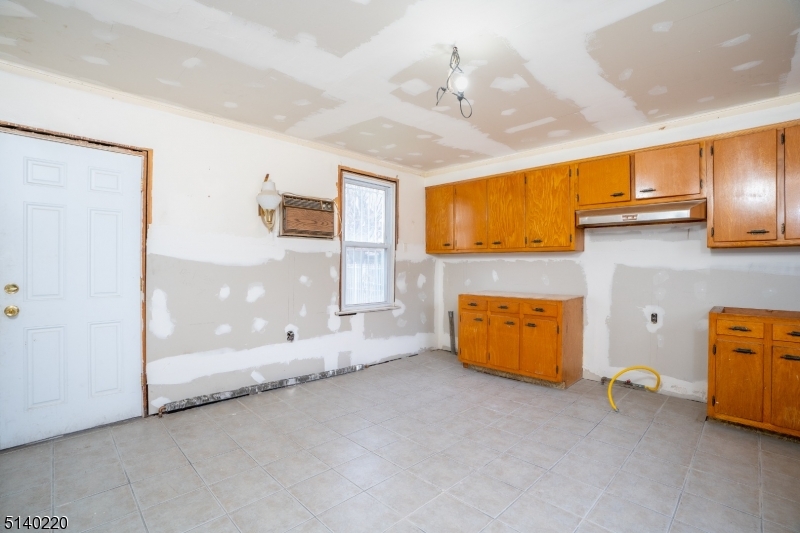 26 Amity St Unit: 2