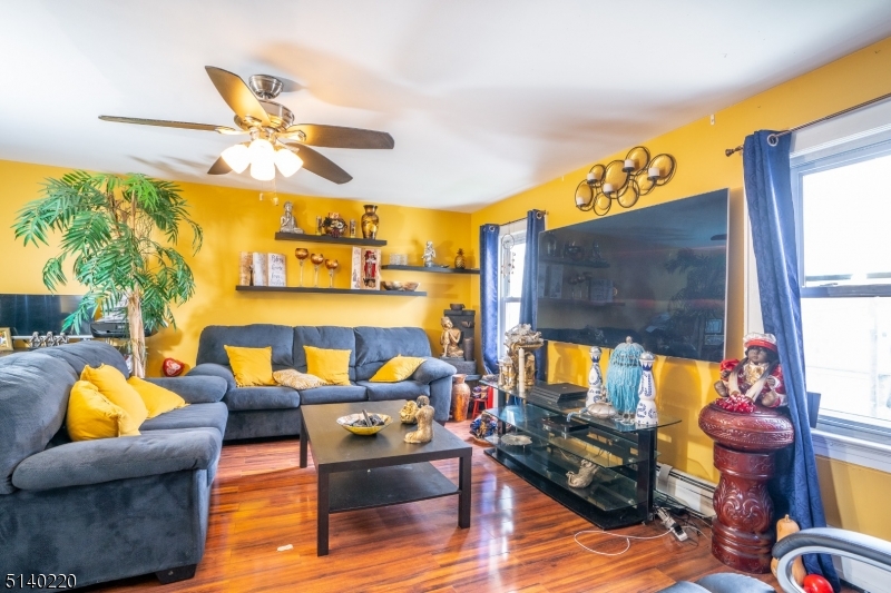 26 Amity St Unit: 2