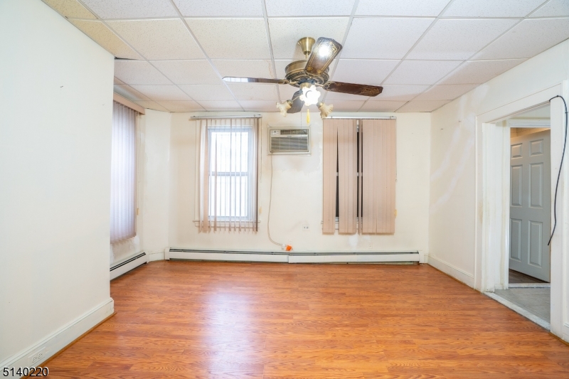 26 Amity St Unit: 2