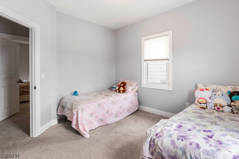 1715 Orchard Ter