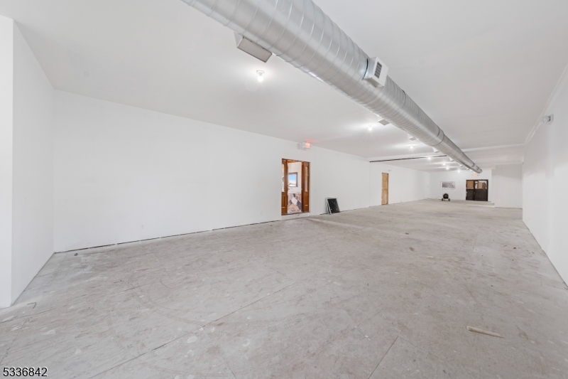 324 2Nd St