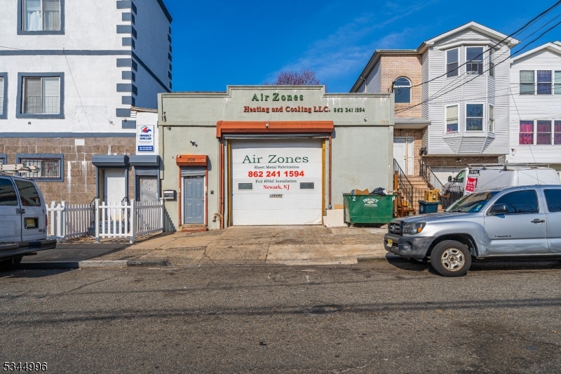 309 Fairmount Ave