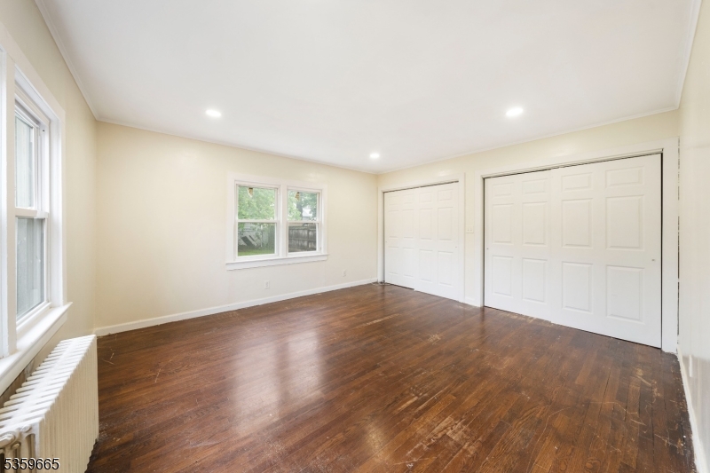 28 Beechwood Pl