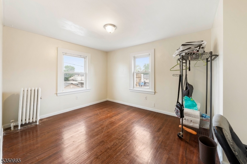 28 Beechwood Pl