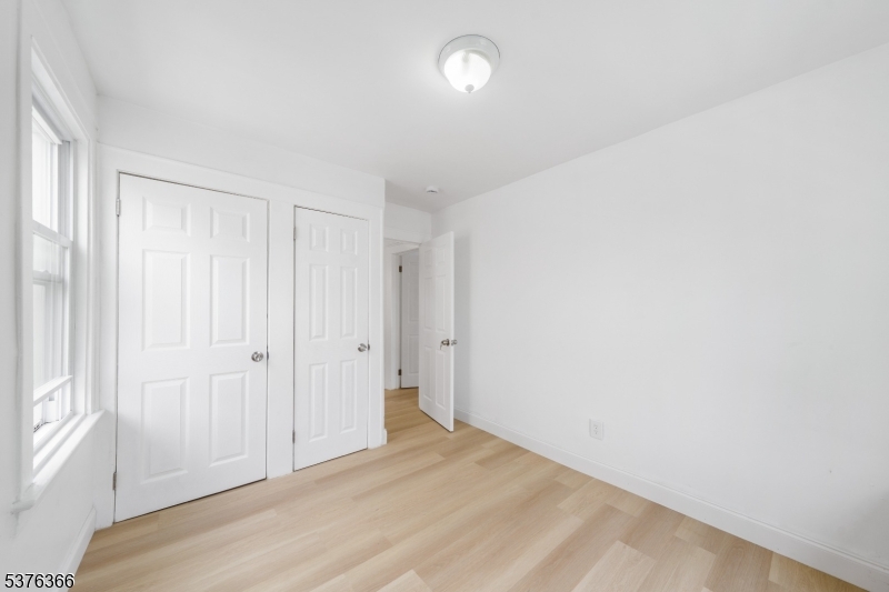 244 Isabella Ave