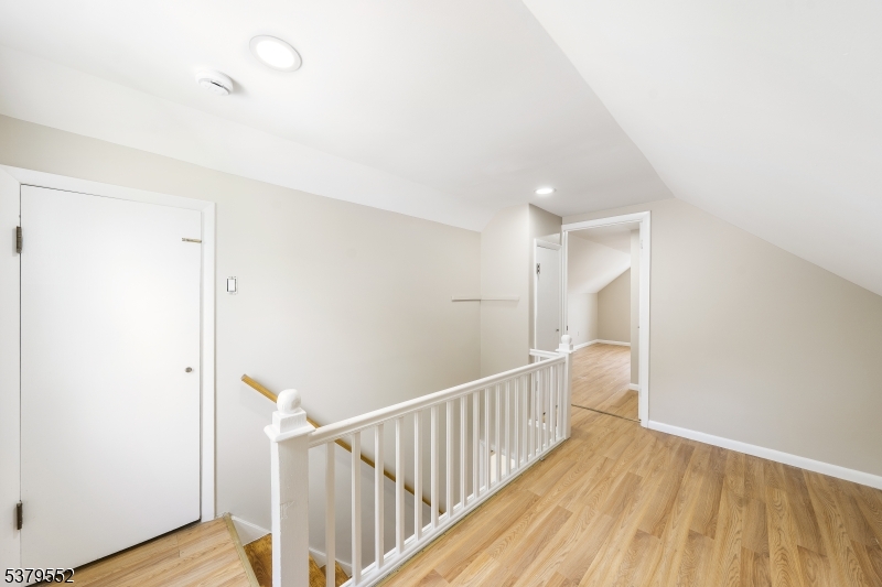 9 Winston Dr