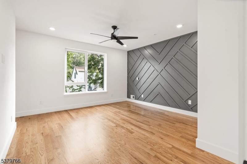 223 Monroe Ave