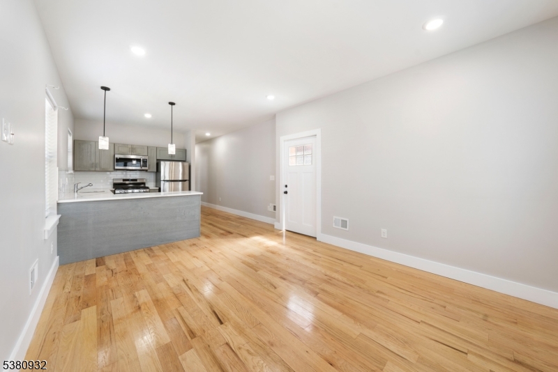 70 19th Ave