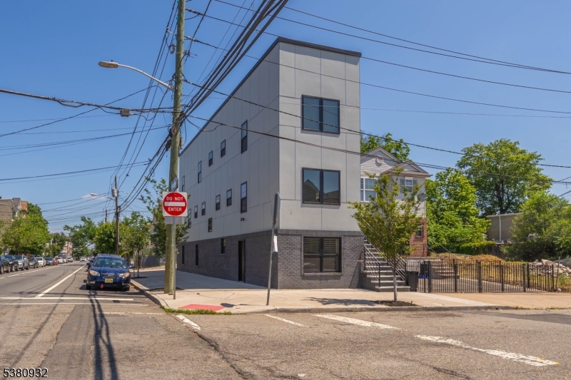 70 19th Ave