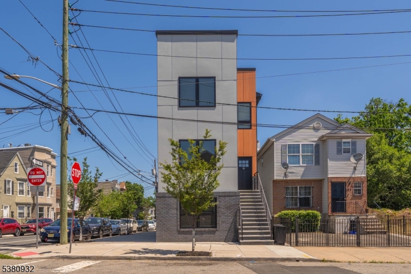 70 19th Ave