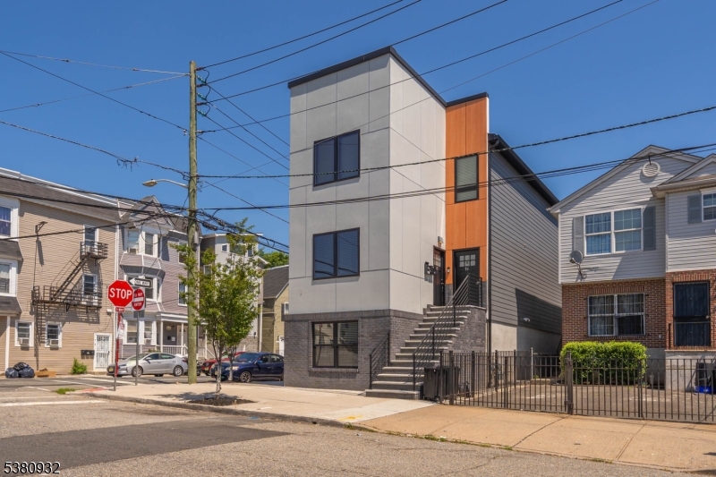 70 19th Ave