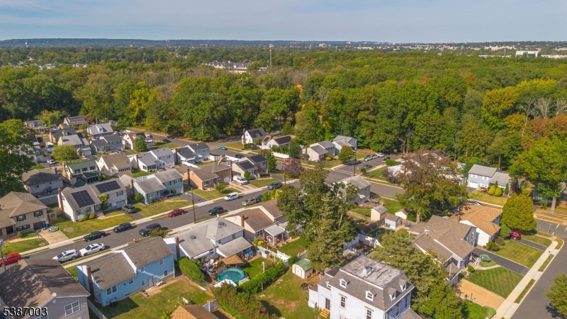 437 Durling Rd