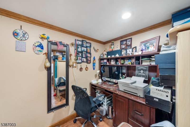 437 Durling Rd