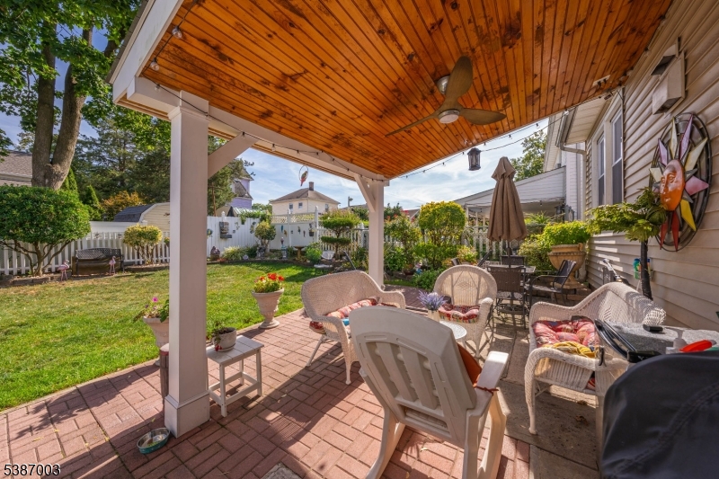 437 Durling Rd