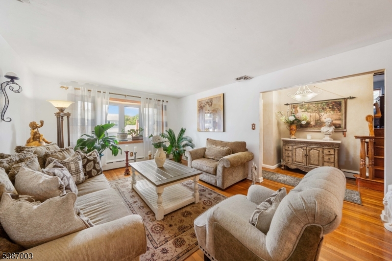 437 Durling Rd