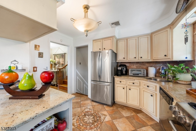 437 Durling Rd