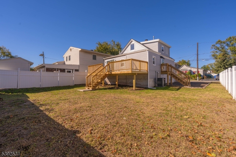 524 Bamford Ave