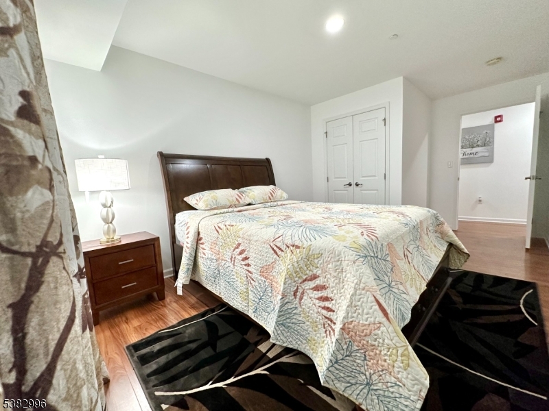 594-596 Jefferson Ave 304