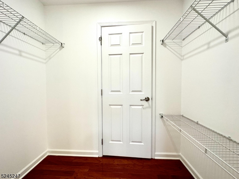 594-596 Jefferson Ave 304