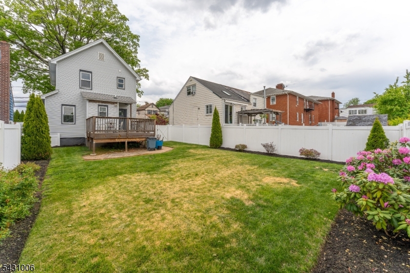 422 Faitoute Ave