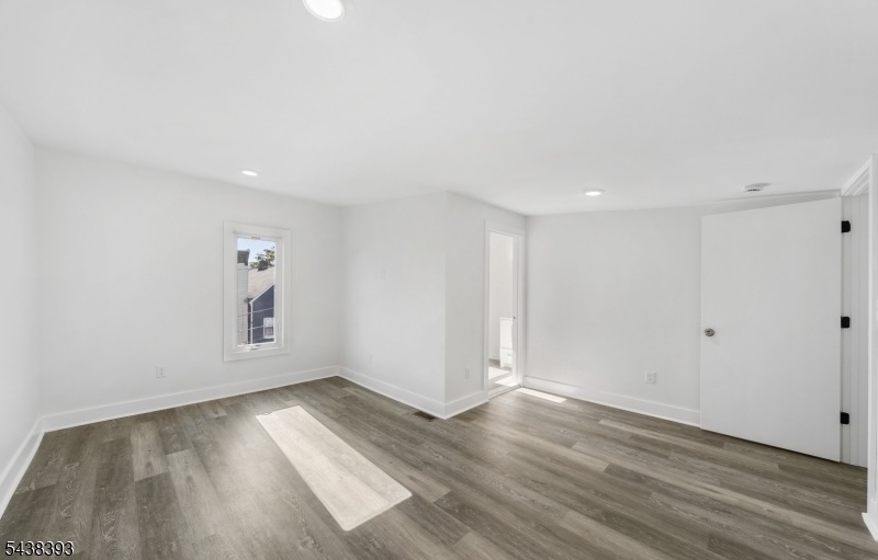 1119 Hampton Place 2