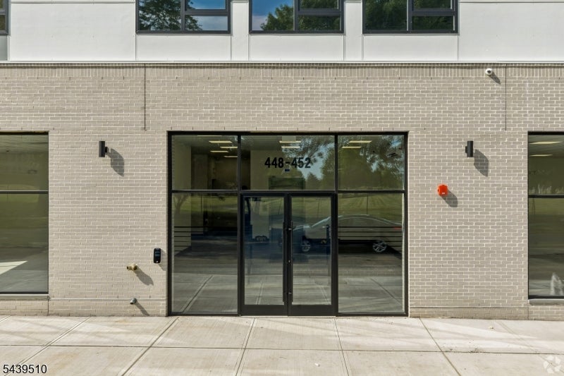 448 S Orange Ave 203