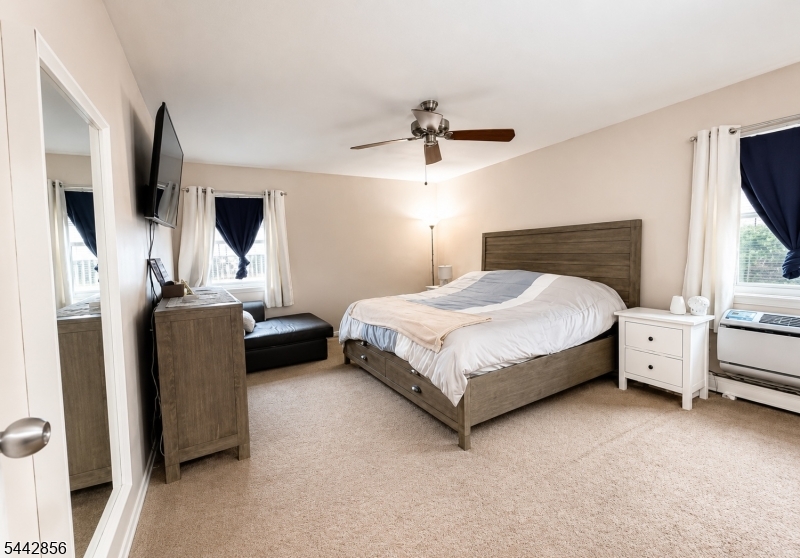 24A Woodedge Ave 4