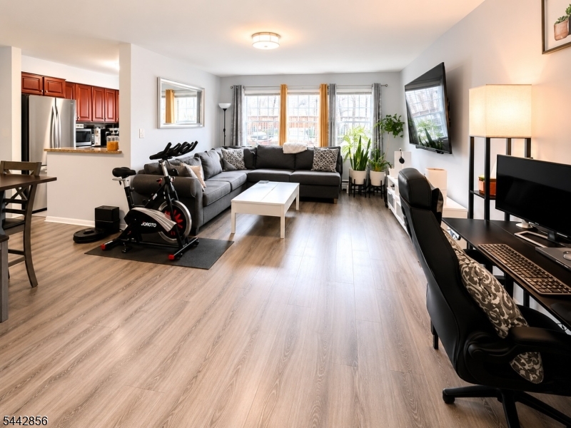 24A Woodedge Ave 4