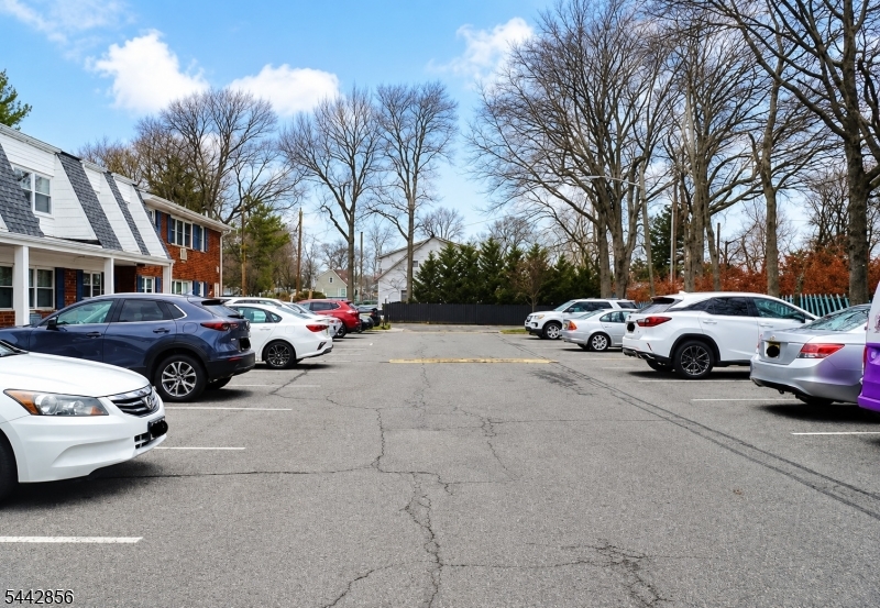 24A Woodedge Ave 4
