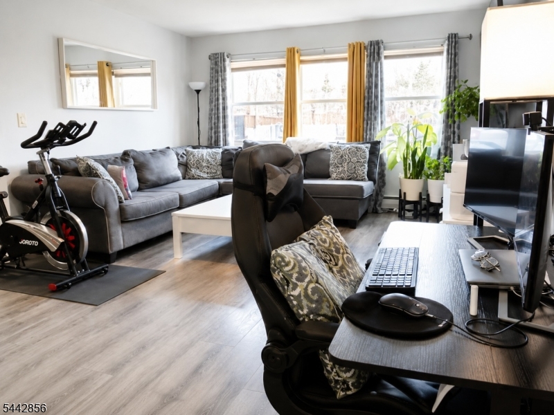 24A Woodedge Ave 4