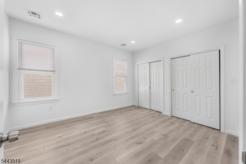 811 Jackson Ave