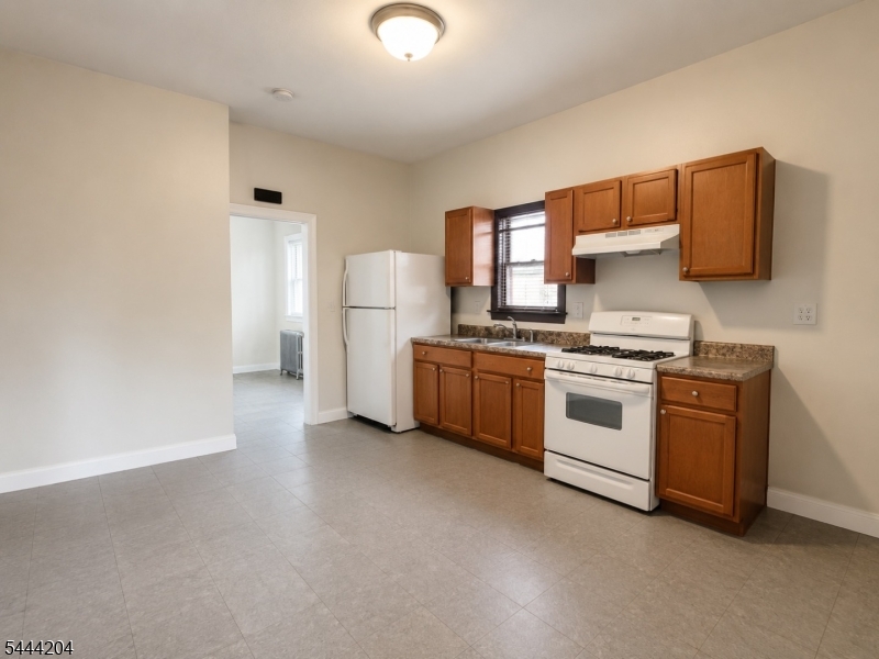 138 E Jersey St 1