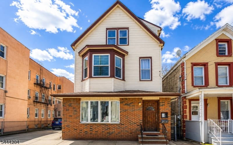 138 E Jersey St 1