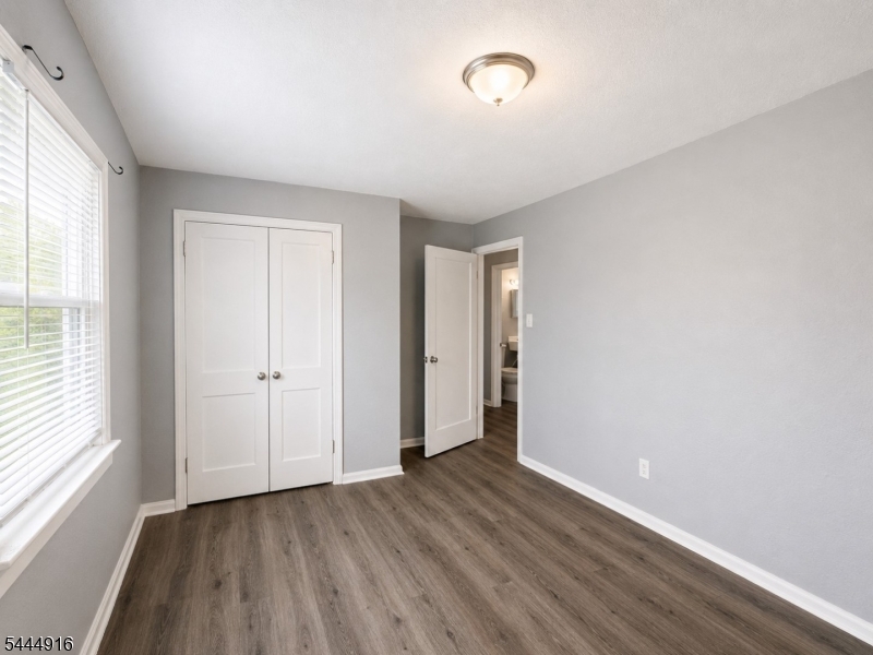 1112 Rivington St 2