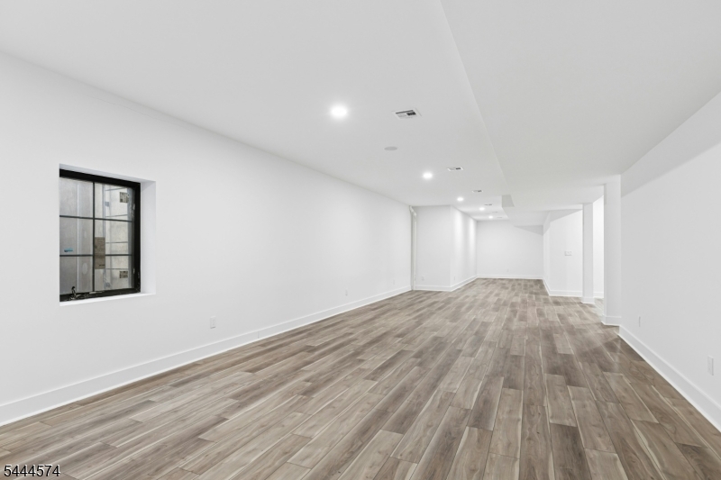 170 Johnston Drive Ext