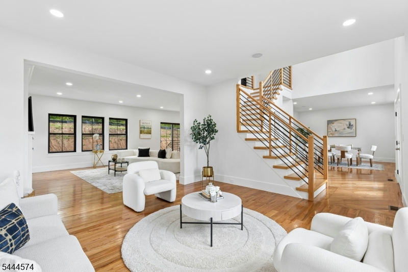 170 Johnston Drive Ext